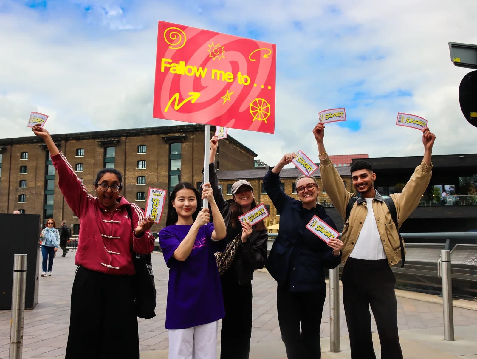 A scene from the Sziget Festival ticket-giveaway stunt in King's Cross, London