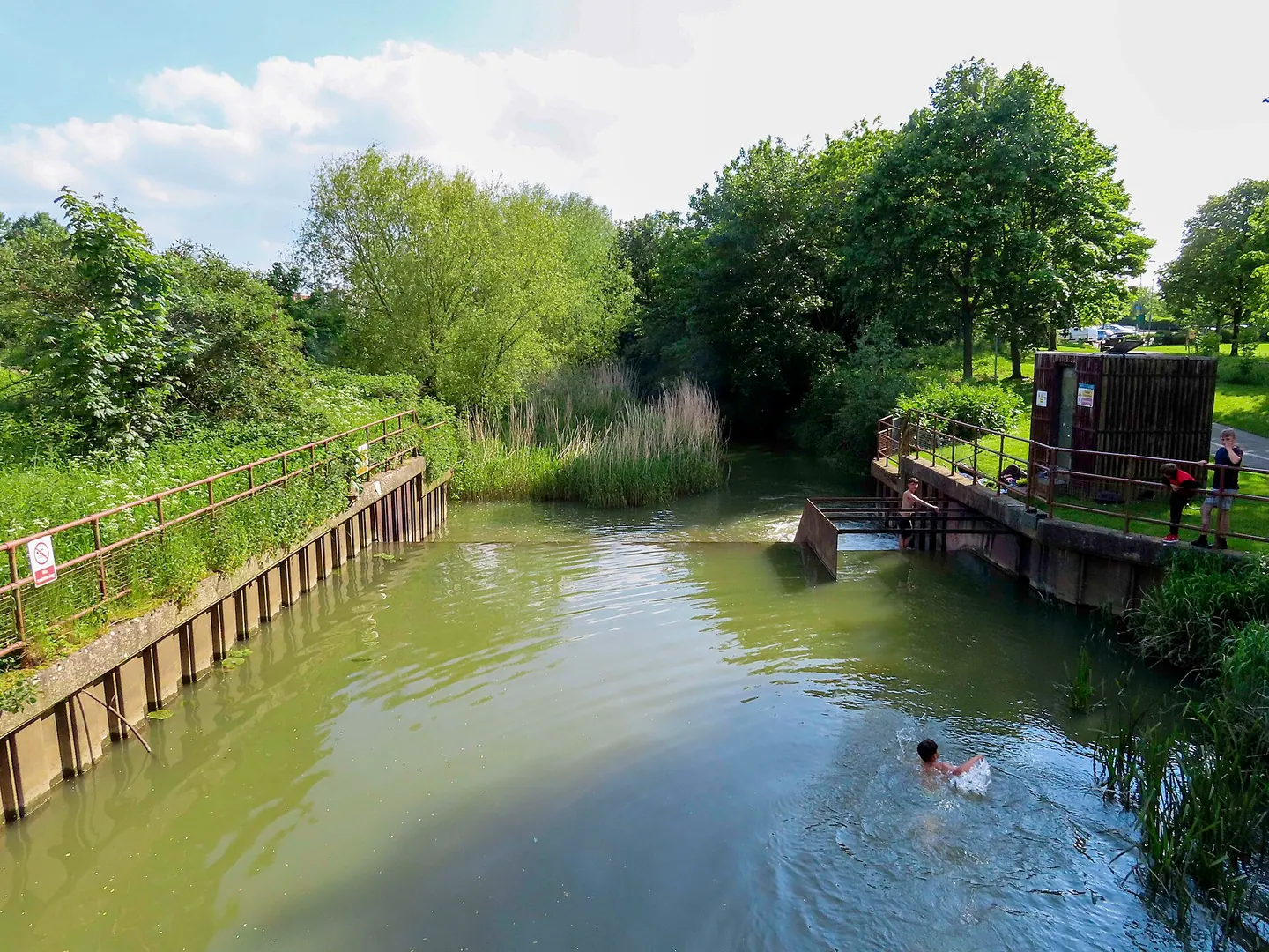 The River Cherwell and weir at Spiceball Country Park, Banbury