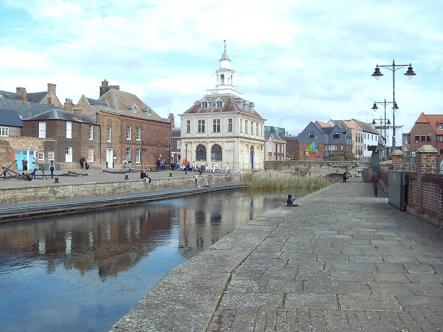 Purfleet Quay at King's Lynn, with the Custom House beyond